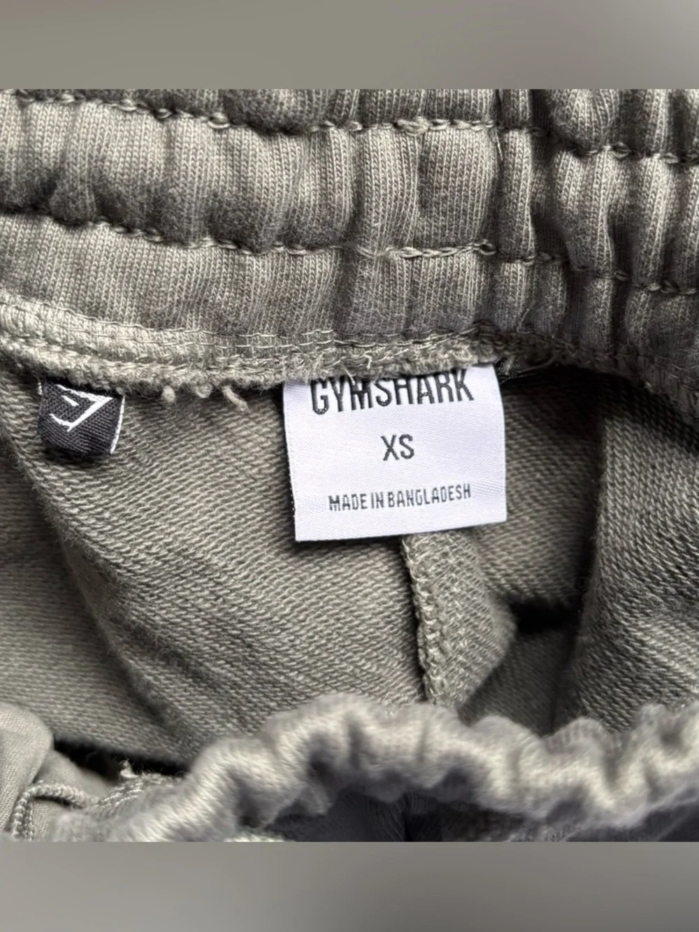 Gymshark Cargo Sweatpants - Picture 2 of 2